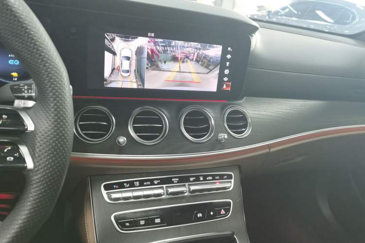 Used Mercedes-Benz E-Class New Energy 2023 E 350 e L Plug-in Hybrid Sports Sedan Audio And AC Panel