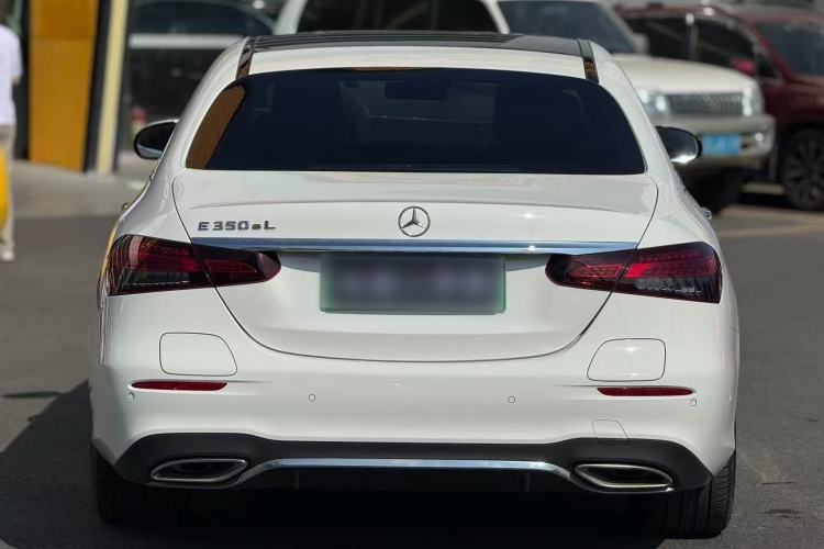 Used Mercedes-Benz E-Class New Energy 2023 E 350 e L Plug-in Hybrid Sports Sedan Exterior 4
