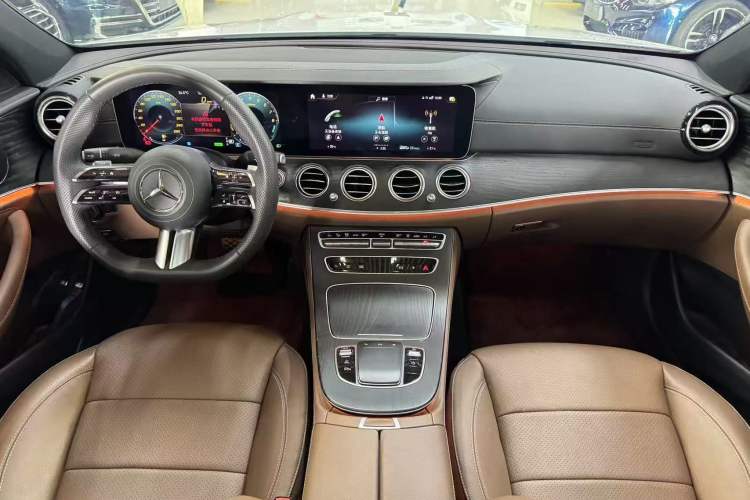 Used Mercedes-Benz E-Class New Energy 2023 E 350 e L Plug-in Hybrid Sports Sedan Interior 2
