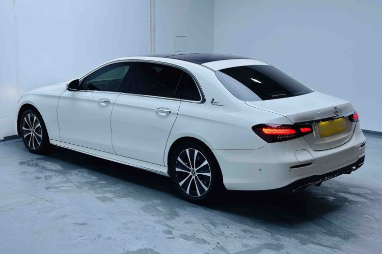 Used Mercedes-Benz E-Class New Energy 2023 E 350 e L Plug-in Hybrid Sports Sedan Rear Right 45 Deg