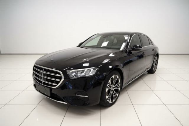 Mercedes-Benz E-Class New Energy 2024 E 350 e L Plug-in Hybrid Sedan usata