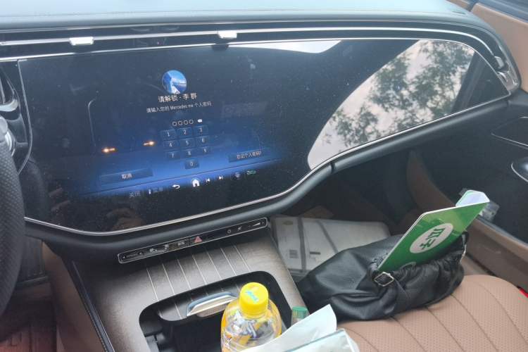 Used Mercedes-Benz E-Class New Energy 2024 E 350 e L Plug-in Hybrid Sedan Audio And AC Panel