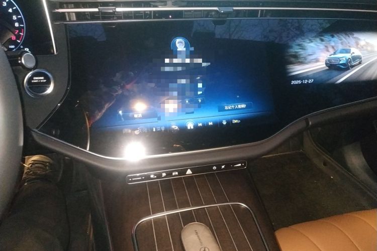 Used Mercedes-Benz E-Class New Energy 2024 E 350 e L Plug-in Hybrid Sedan Audio And AC Panel