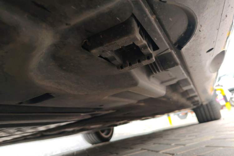 Used Mercedes-Benz E-Class New Energy 2024 E 350 e L Plug-in Hybrid Sedan Chassis Front Left
