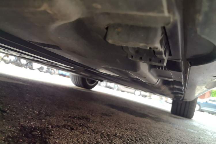 Used Mercedes-Benz E-Class New Energy 2024 E 350 e L Plug-in Hybrid Sedan Chassis Front Left
