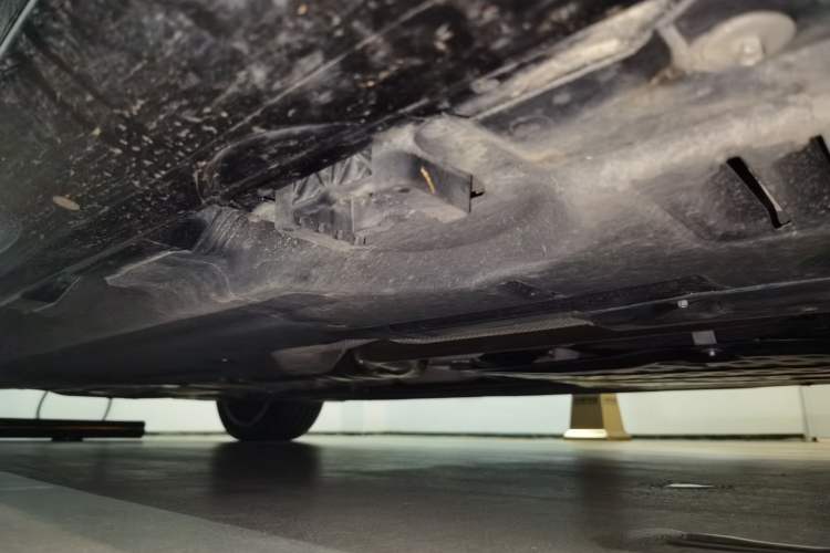 Used Mercedes-Benz E-Class New Energy 2024 E 350 e L Plug-in Hybrid Sedan Chassis Front Right