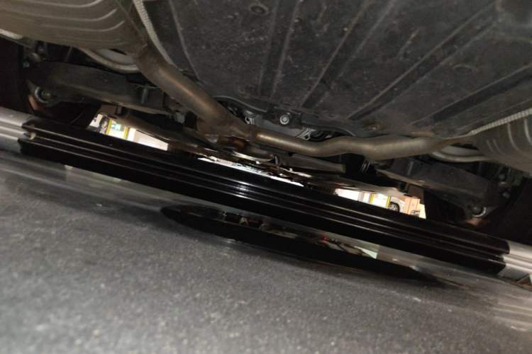 Used Mercedes-Benz E-Class New Energy 2024 E 350 e L Plug-in Hybrid Sedan Chassis Rear