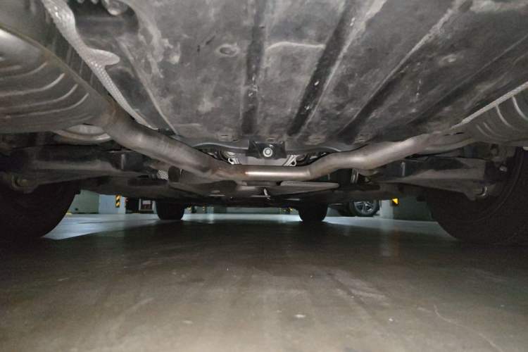Used Mercedes-Benz E-Class New Energy 2024 E 350 e L Plug-in Hybrid Sedan Chassis Rear