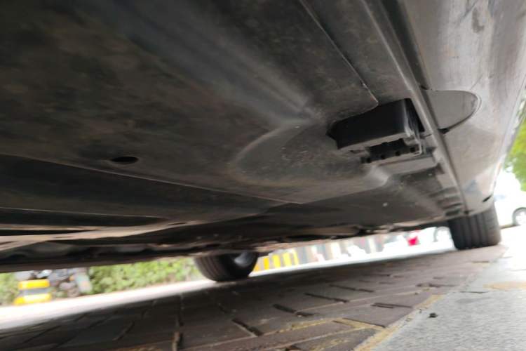Used Mercedes-Benz E-Class New Energy 2024 E 350 e L Plug-in Hybrid Sedan Chassis Rear Right