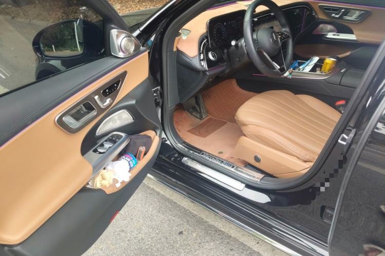 Used Mercedes-Benz E-Class New Energy 2024 E 350 e L Plug-in Hybrid Sedan Driver Seat