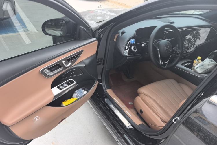 Used Mercedes-Benz E-Class New Energy 2024 E 350 e L Plug-in Hybrid Sedan Driver Seat