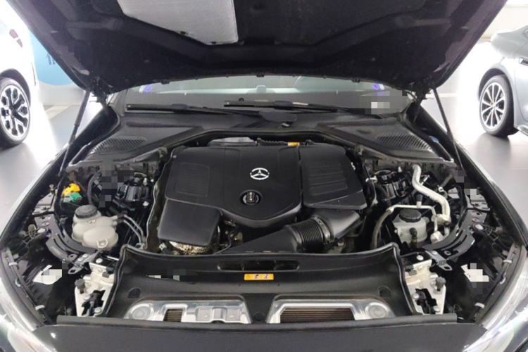 Used Mercedes-Benz E-Class New Energy 2024 E 350 e L Plug-in Hybrid Sedan Engine Bay