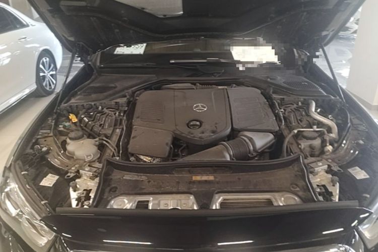 Used Mercedes-Benz E-Class New Energy 2024 E 350 e L Plug-in Hybrid Sedan Engine Bay