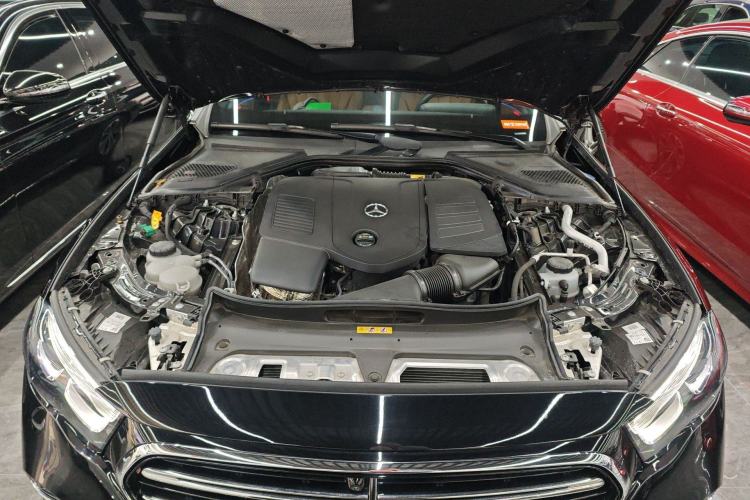 Used Mercedes-Benz E-Class New Energy 2024 E 350 e L Plug-in Hybrid Sedan Engine Bay