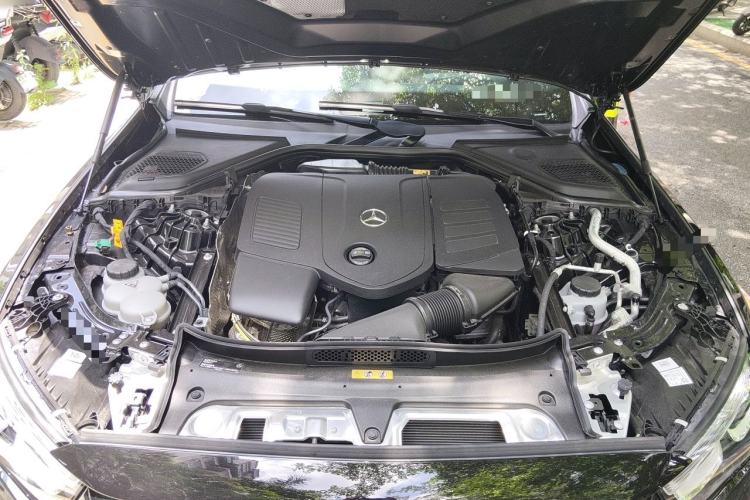 Used Mercedes-Benz E-Class New Energy 2024 E 350 e L Plug-in Hybrid Sedan Engine Bay