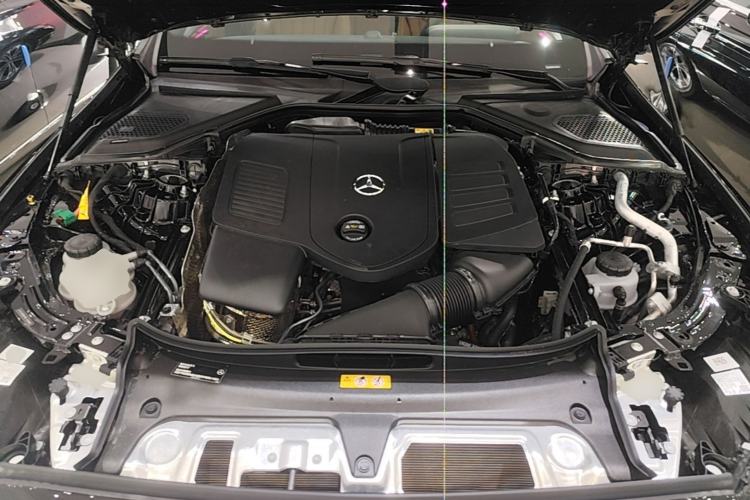 Used Mercedes-Benz E-Class New Energy 2024 E 350 e L Plug-in Hybrid Sedan Engine Bay