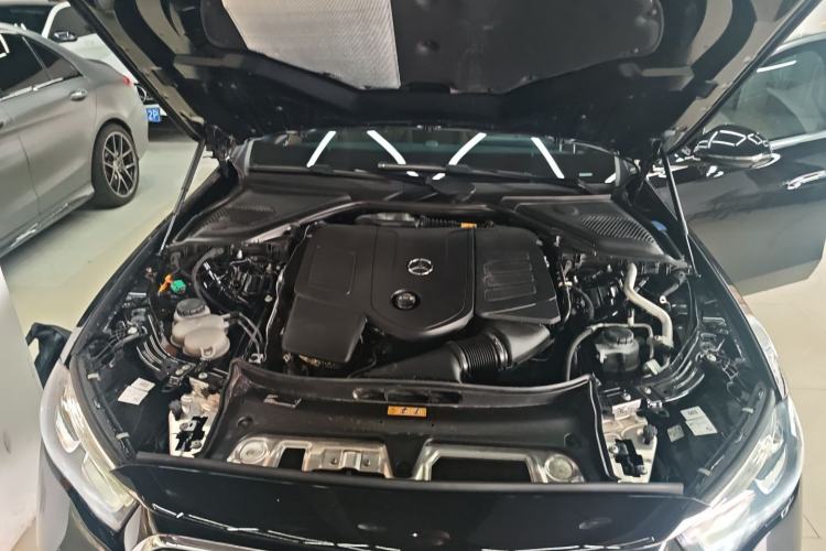 Used Mercedes-Benz E-Class New Energy 2024 E 350 e L Plug-in Hybrid Sedan Engine Bay