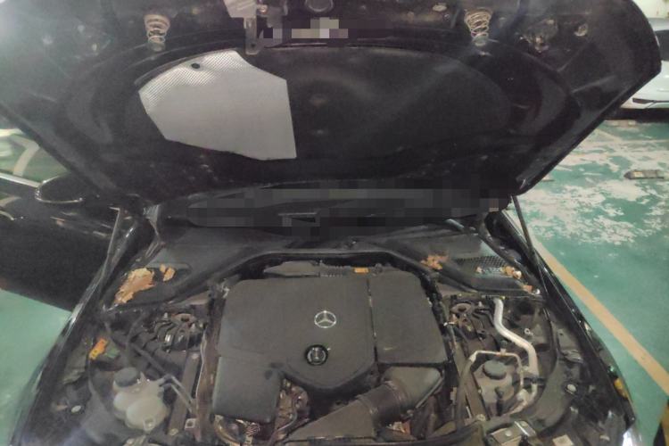 Used Mercedes-Benz E-Class New Energy 2024 E 350 e L Plug-in Hybrid Sedan Engine Bay