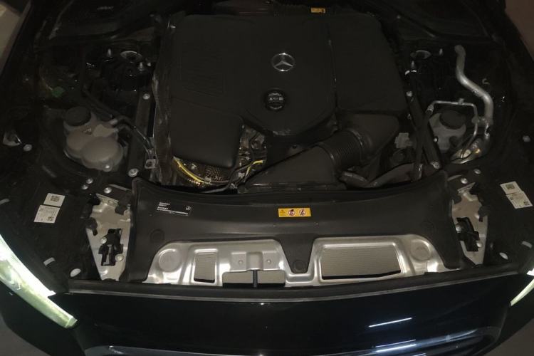Used Mercedes-Benz E-Class New Energy 2024 E 350 e L Plug-in Hybrid Sedan Engine Bay