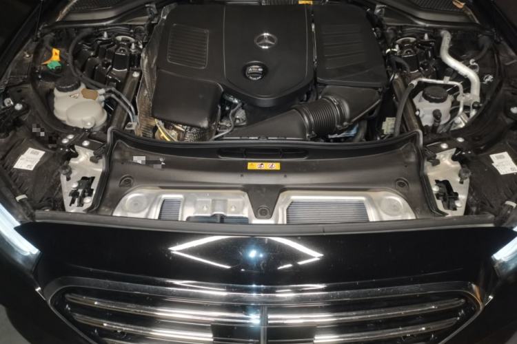 Used Mercedes-Benz E-Class New Energy 2024 E 350 e L Plug-in Hybrid Sedan Engine Bay
