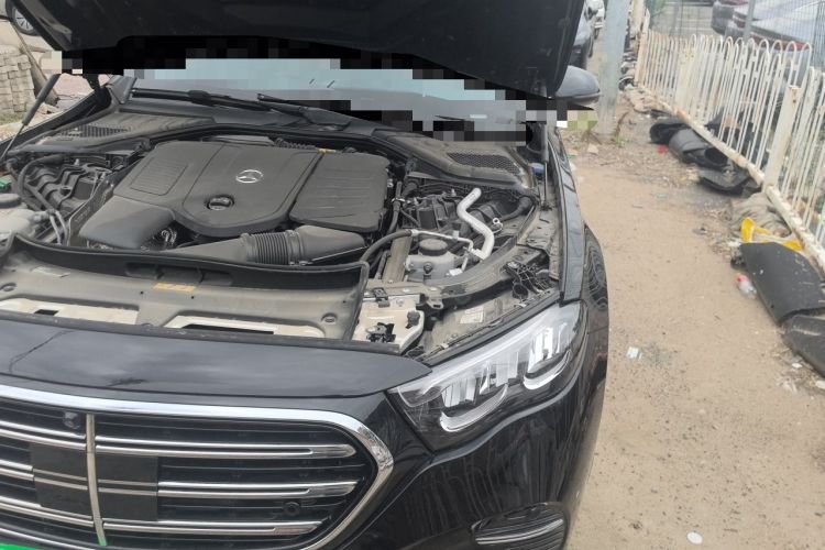 Used Mercedes-Benz E-Class New Energy 2024 E 350 e L Plug-in Hybrid Sedan Engine Bay Left