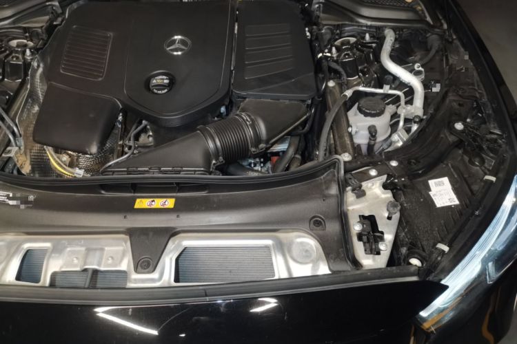 Used Mercedes-Benz E-Class New Energy 2024 E 350 e L Plug-in Hybrid Sedan Engine Bay Left