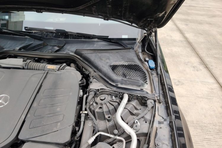 Used Mercedes-Benz E-Class New Energy 2024 E 350 e L Plug-in Hybrid Sedan Engine Bay Left