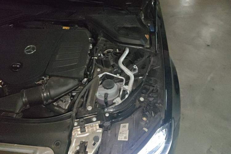 Used Mercedes-Benz E-Class New Energy 2024 E 350 e L Plug-in Hybrid Sedan Engine Bay Left