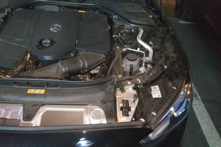Used Mercedes-Benz E-Class New Energy 2024 E 350 e L Plug-in Hybrid Sedan Engine Bay Left