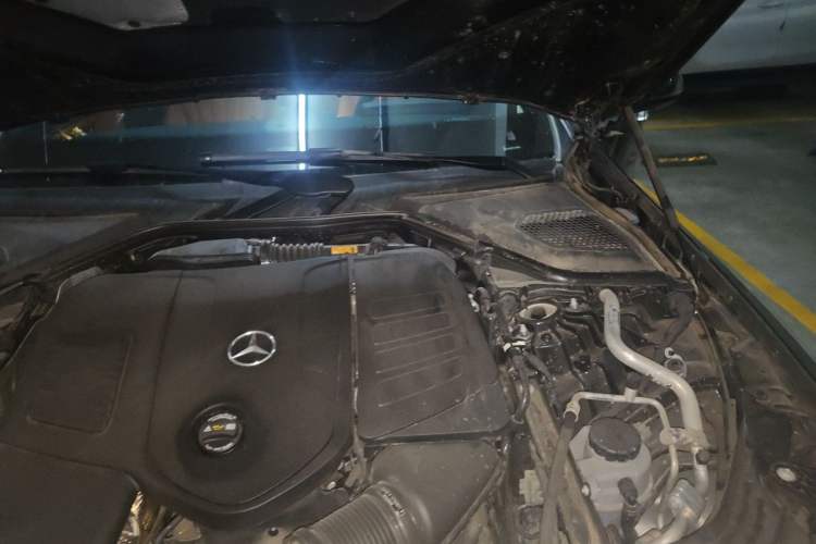 Used Mercedes-Benz E-Class New Energy 2024 E 350 e L Plug-in Hybrid Sedan Engine Bay Left