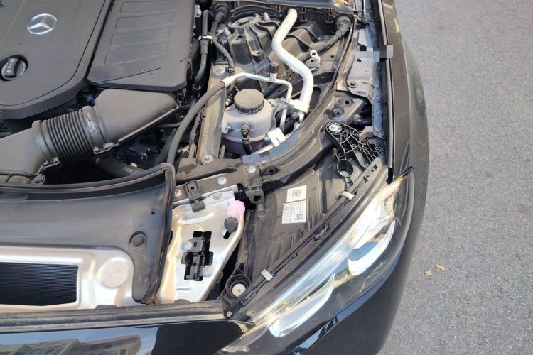 Used Mercedes-Benz E-Class New Energy 2024 E 350 e L Plug-in Hybrid Sedan Engine Bay Left