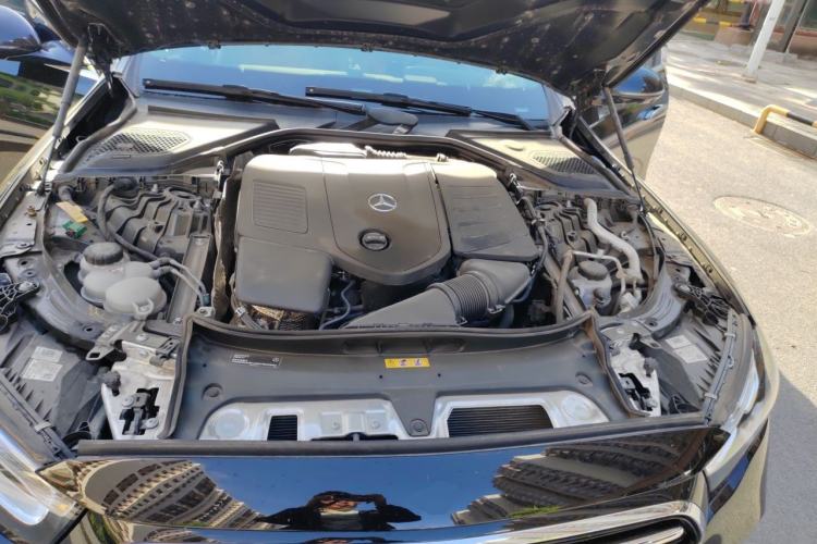 Used Mercedes-Benz E-Class New Energy 2024 E 350 e L Plug-in Hybrid Sedan Engine Bay