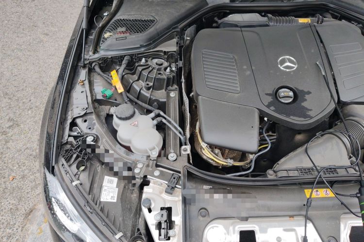 Used Mercedes-Benz E-Class New Energy 2024 E 350 e L Plug-in Hybrid Sedan Engine Bay Right