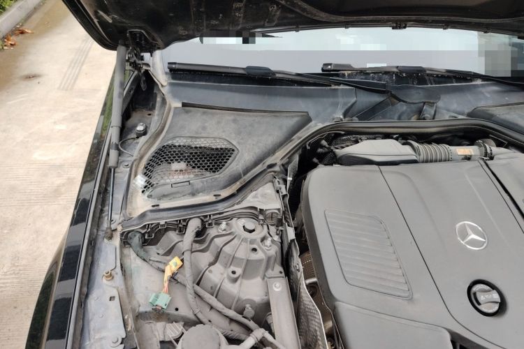 Used Mercedes-Benz E-Class New Energy 2024 E 350 e L Plug-in Hybrid Sedan Engine Bay Right
