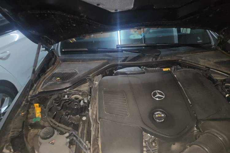 Used Mercedes-Benz E-Class New Energy 2024 E 350 e L Plug-in Hybrid Sedan Engine Bay Right