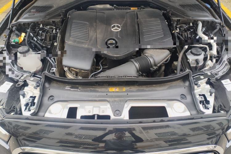 Used Mercedes-Benz E-Class New Energy 2024 E 350 e L Plug-in Hybrid Sedan Engine Bay