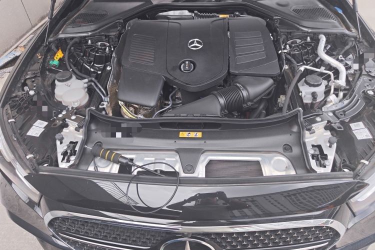 Used Mercedes-Benz E-Class New Energy 2024 E 350 e L Plug-in Hybrid Sports Sedan Engine Bay