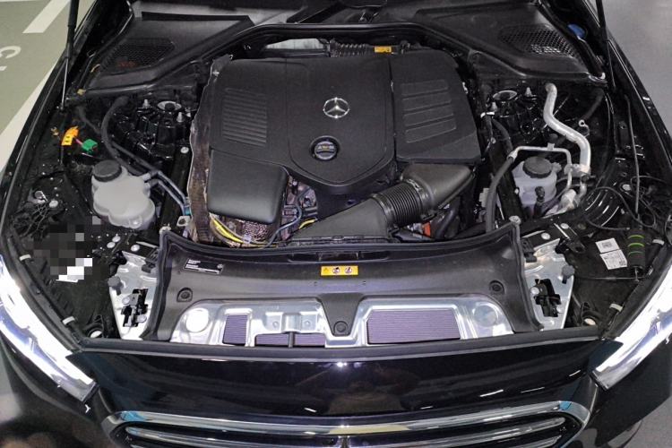 Used Mercedes-Benz E-Class New Energy 2024 E 350 e L Plug-in Hybrid Sedan Engine Bay