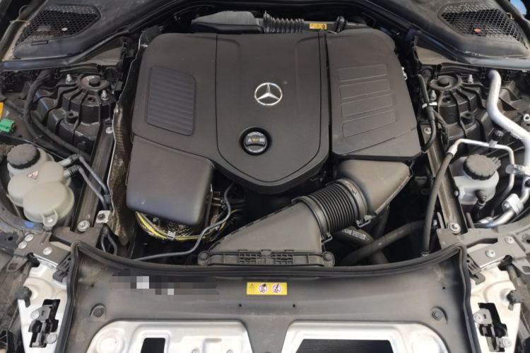 Used Mercedes-Benz E-Class New Energy 2024 E 350 e L Plug-in Hybrid Sedan Engine Bay