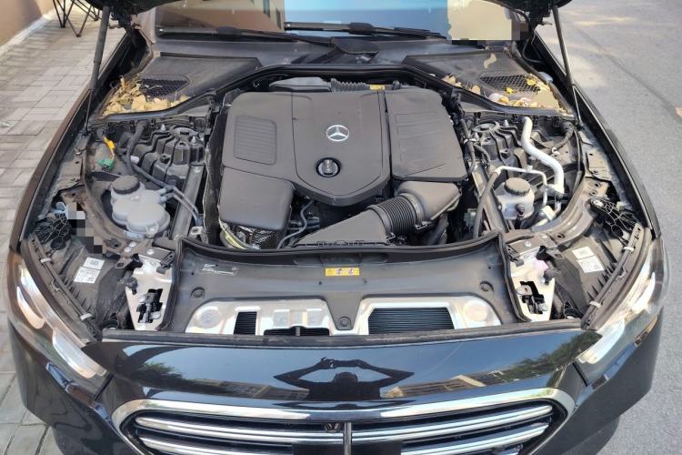 Used Mercedes-Benz E-Class New Energy 2024 E 350 e L Plug-in Hybrid Sedan Engine Bay