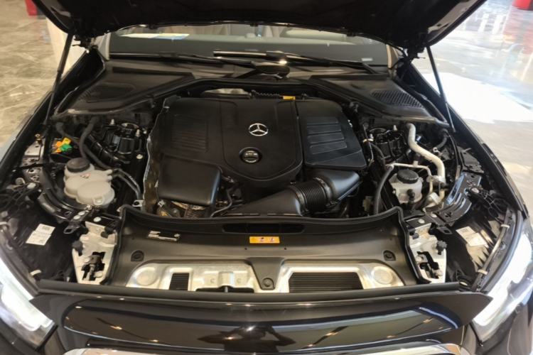 Used Mercedes-Benz E-Class New Energy 2024 E 350 e L Plug-in Hybrid Sedan Engine Bay