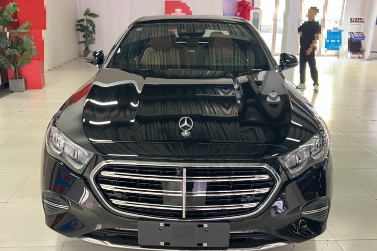 Used Mercedes-Benz E-Class New Energy 2024 E 350 e L Plug-in Hybrid Sedan Exterior 1