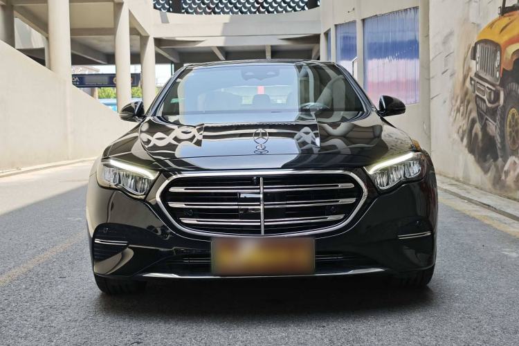 Used Mercedes-Benz E-Class New Energy 2024 E 350 e L Plug-in Hybrid Sedan Exterior 1