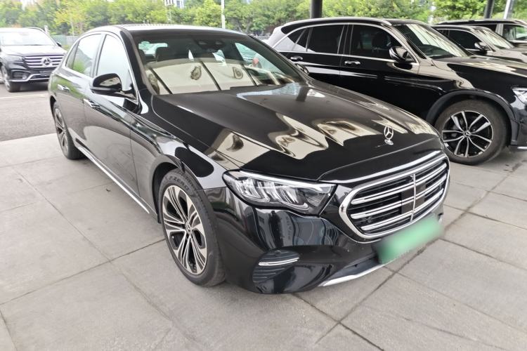Used Mercedes-Benz E-Class New Energy 2024 E 350 e L Plug-in Hybrid Sedan Exterior 1