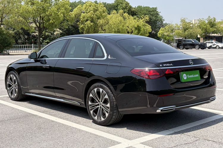 Used Mercedes-Benz E-Class New Energy 2024 E 350 e L Plug-in Hybrid Sedan Exterior 1