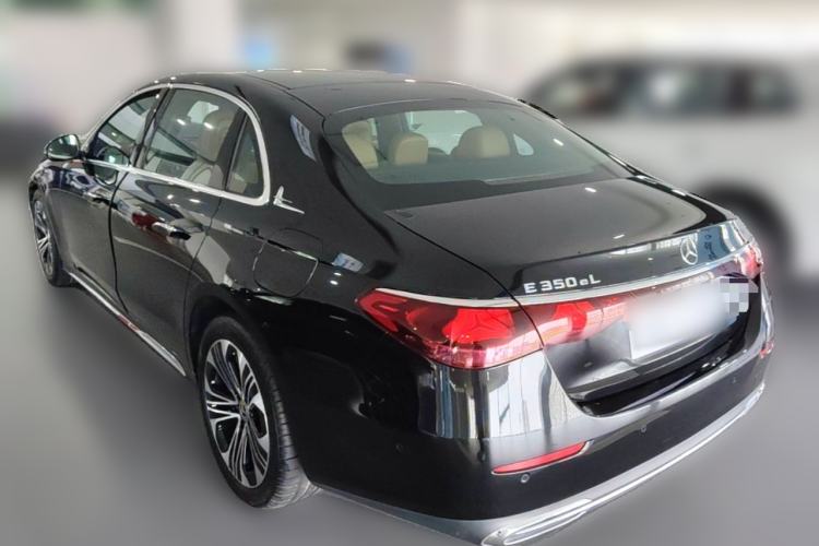 Used Mercedes-Benz E-Class New Energy 2024 E 350 e L Plug-in Hybrid Sedan Exterior 2