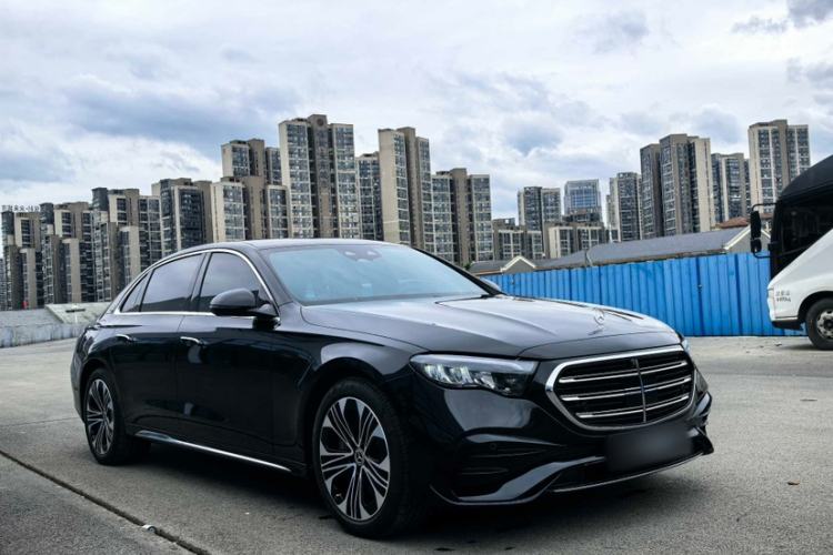 Used Mercedes-Benz E-Class New Energy 2024 E 350 e L Plug-in Hybrid Sports Sedan Exterior 2