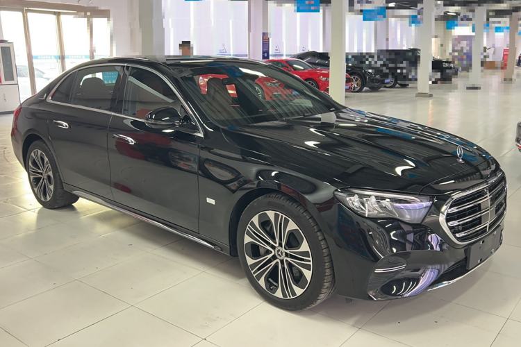 Used Mercedes-Benz E-Class New Energy 2024 E 350 e L Plug-in Hybrid Sedan Exterior 2