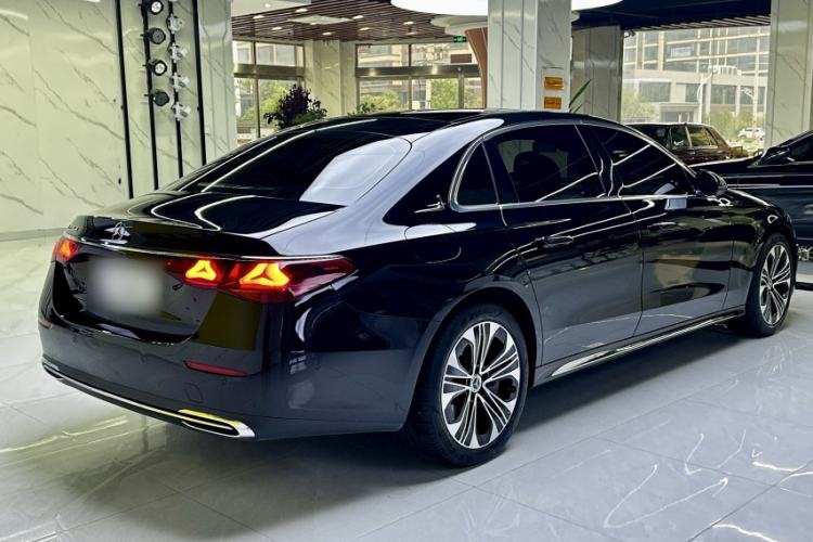 Used Mercedes-Benz E-Class New Energy 2024 E 350 e L Plug-in Hybrid Sedan Exterior 5