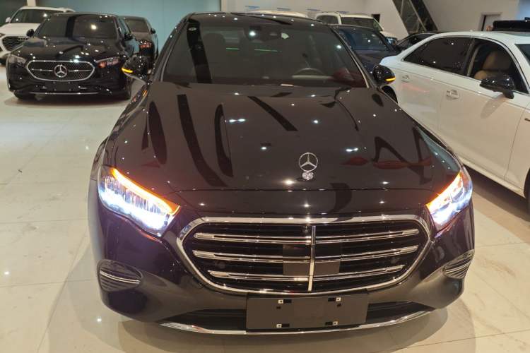 Used Mercedes-Benz E-Class New Energy 2024 E 350 e L Plug-in Hybrid Sedan Front